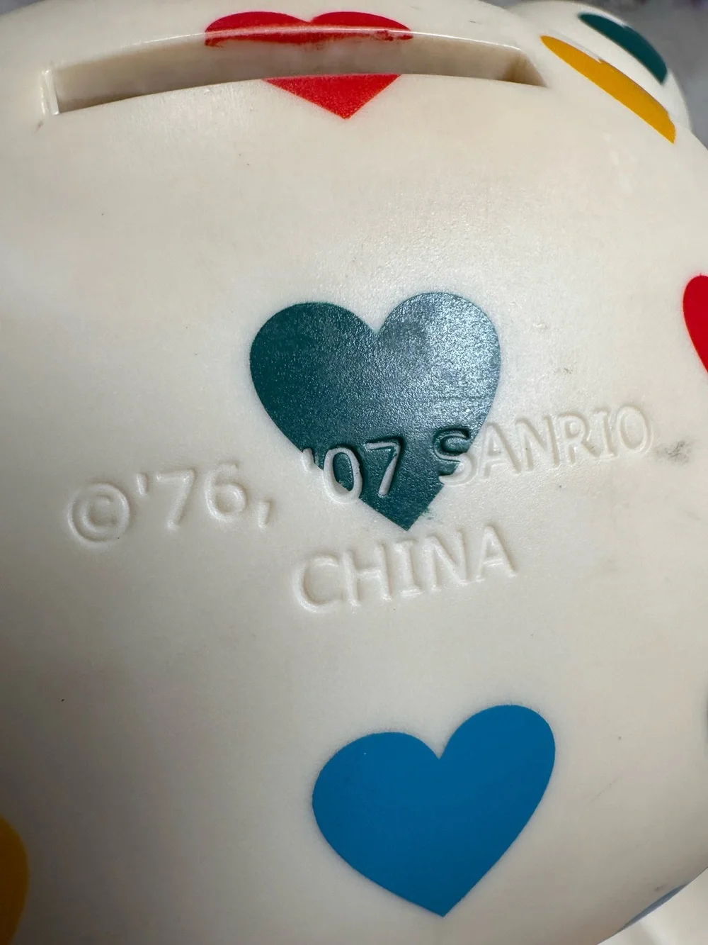Sanrio • 2007 Hello Kitty Big Rainbow Hearts Vinyl Piggy Bank